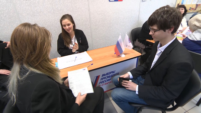 Петербуржцы высоко оценили организацию избирательного процесса в городе