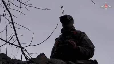 Минобороны показало кадры поражения личного состава и техники ВСУ операторами FPV-дронов