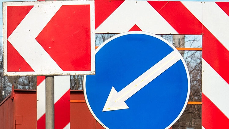 В Лебяжьем закрыли аварийный мост: водителям предложили другие маршруты до Соснового Бора - tvspb.ru