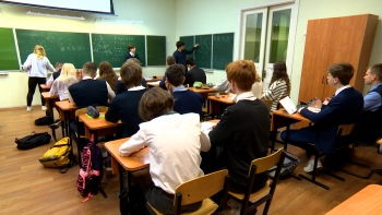 Александр Беглов: Петербургские школьники всё чаще выбирают для сдачи ЕГЭ предметы, открывающие путь в технические и инженерные вузы и колледжи