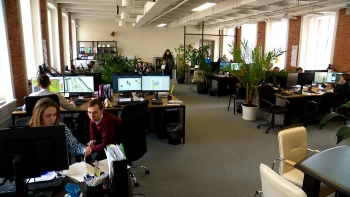 Хирург рассказал, может ли работа в офисе быть опаснее труда на стройке