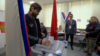 Игроки СКА проголосовали на выборах президента России