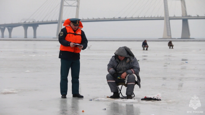 В Петербурге с 15 марта запретили выходить на лед, озадачив штрафом в 5 тысяч рублей