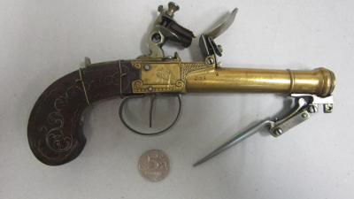 В Артиллерийском музее показали потайное оружие XVIII-XX веков