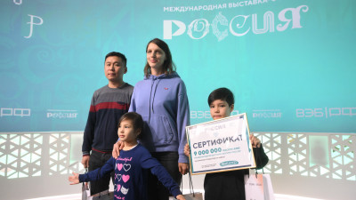 Девятимиллионный посетитель побывал на выставке «Россия»