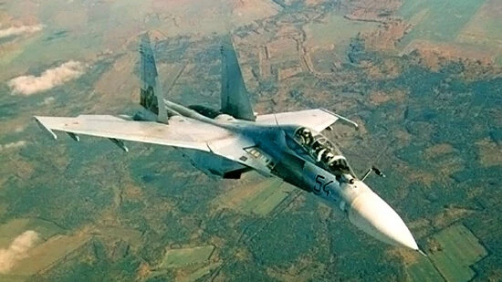 Су-30 поднимался в небо из-за британских истребителей над Чёрным морем - tvspb.ru