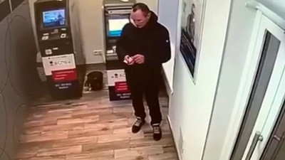 Житель Петербурга украл банковскую карту у возлюбленной и сел на 2 года