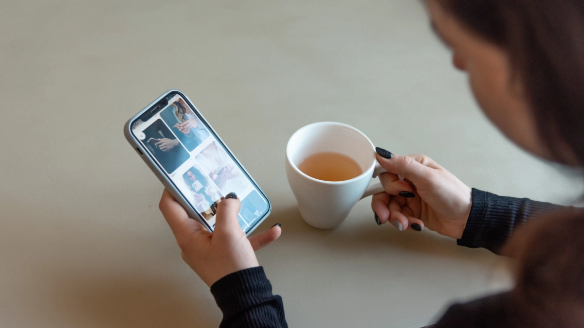 Философы ВШЭ обнаружили новый эффект влияния соцсетей на психику - tvspb.ru