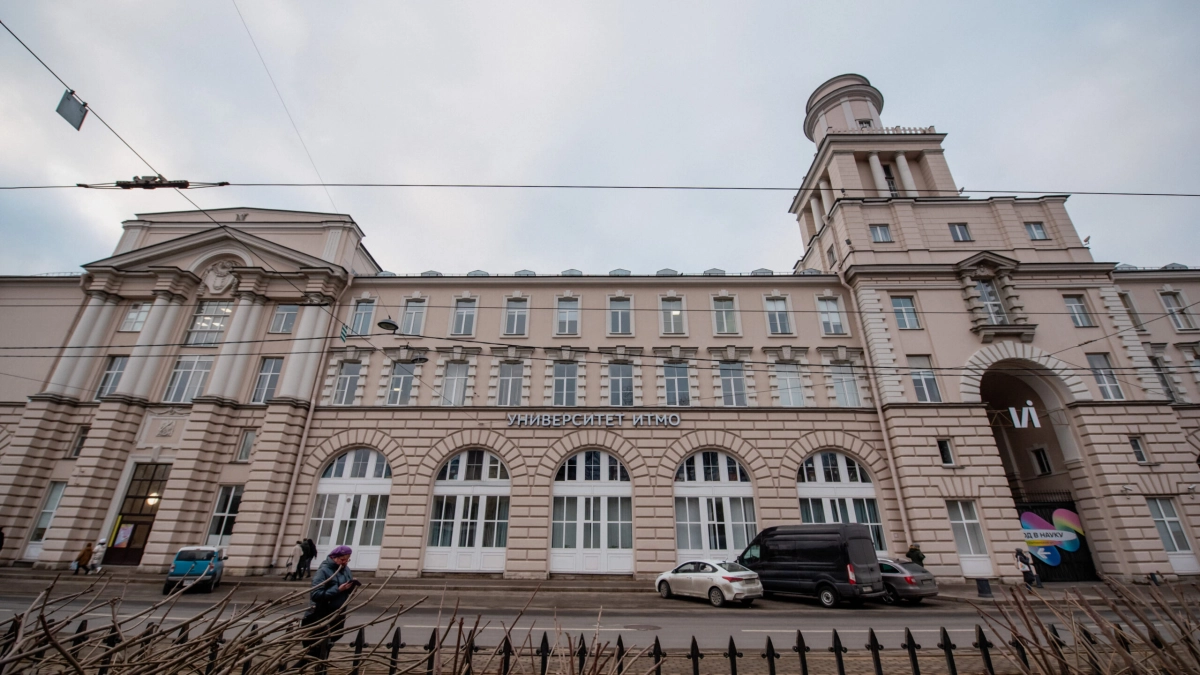 Александр Беглов поздравил ИТМО и Политех с победой в студенческом треке НТО - tvspb.ru