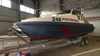 Росгвардия приступила к службе на воде после начала навигации маломерных судов в Петербурге