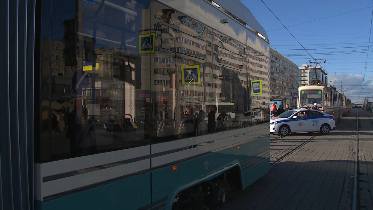В МВД возбудили уголовное дело после ДТП с трамваем у станции метро «Приморская» - tvspb.ru