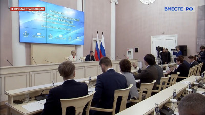 В Петербурге стартовал второй день работы Совета законодателей