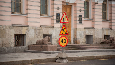 В трех районах Петербурга с 20 ноября ограничат движение транспорта