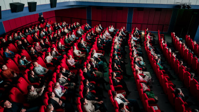 В кинотеатре «Аврора» состоялась премьера документального фильма «Умножающие время»