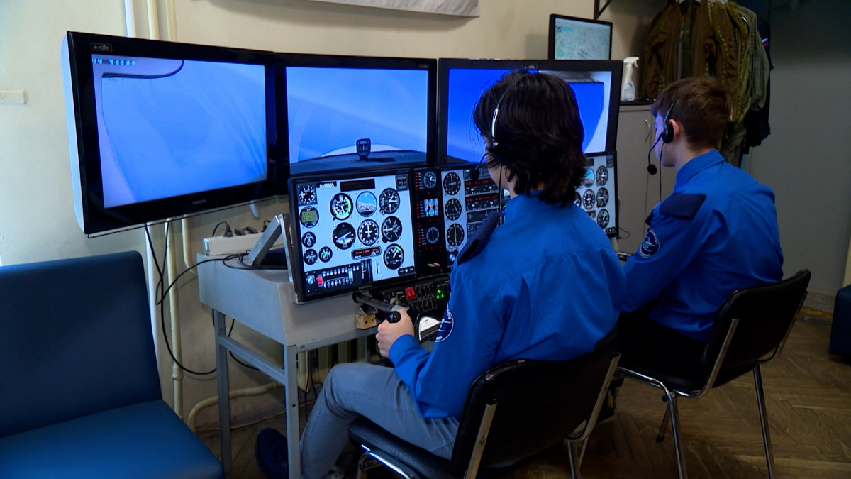 Александр Беглов: Мероприятия, приуроченные к Дню космонавтики, расскажут о вкладе Петербурга в освоение космоса и укрепят интерес юных горожан к ракетостроению и космическим исследованиям - tvspb.ru