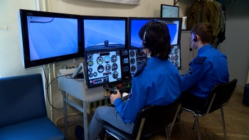 Александр Беглов: Мероприятия, приуроченные к Дню космонавтики, расскажут о вкладе Петербурга в освоение космоса и укрепят интерес юных горожан к ракетостроению и космическим исследованиям