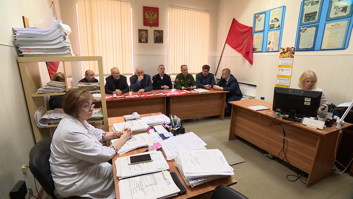 Военный комиссар объяснил, в каком случае нужно самостоятельно прийти в  военкомат | Телеканал Санкт-Петербург