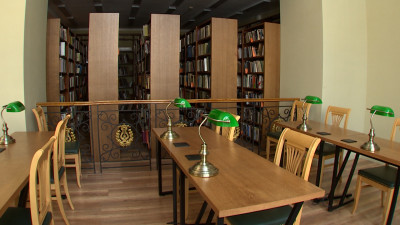 В Петербурге завершили реставрацию читального зала Государственной театральной библиотеки
