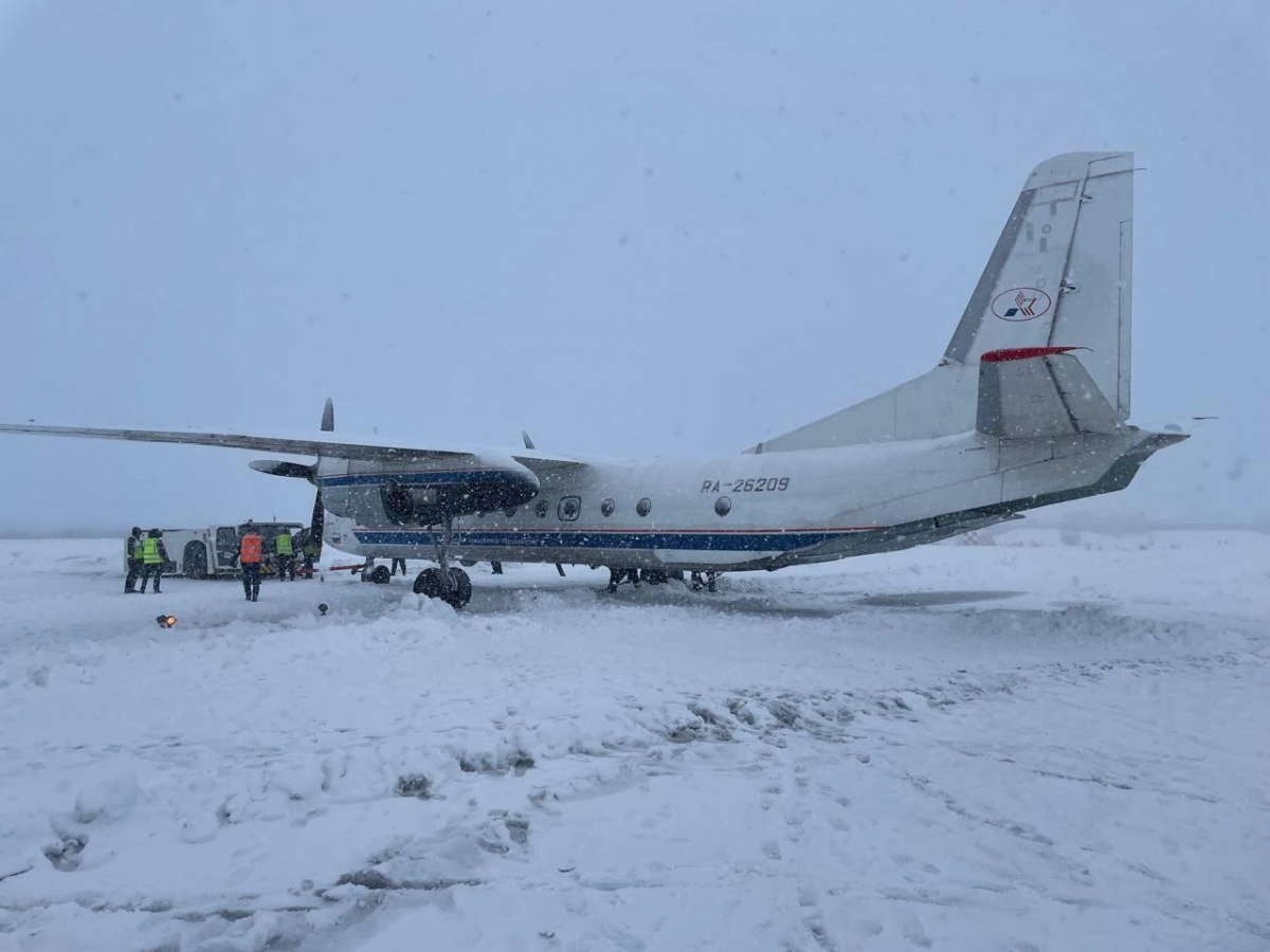 На Камчатке самолет с пассажирами выкатился за пределы взлетной полосы - tvspb.ru