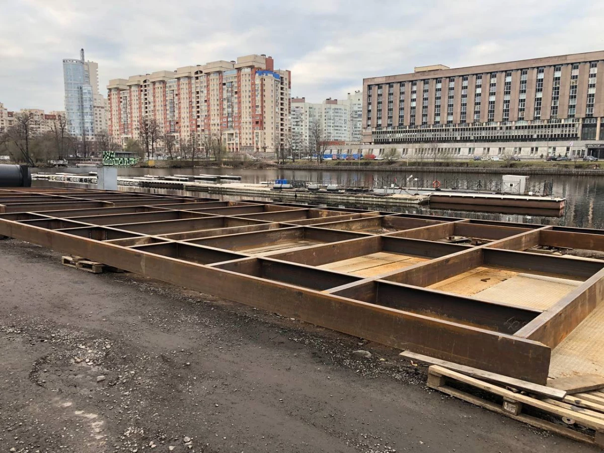 Транспортная прокуратура выяснит, кто и зачем строит плавучие дома в Галерной гавани - tvspb.ru