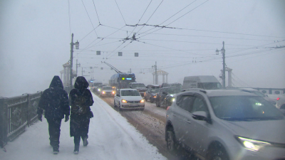 Из лета – в зиму: синоптик объяснил причину погодной аномалии в Петербурге