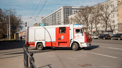 Из-за пожара на улице Маршала Тухачевского эвакуировали 30 человек