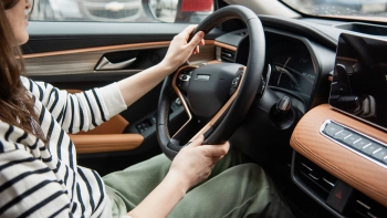 Средняя стоимость новой машины в Петербурге и Ленобласти выросла на 1,6%