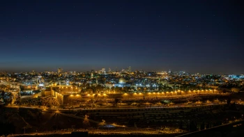 За ночь Иран выпустил в направлении Израиля 185 беспилотников и 36 крылатых ракет