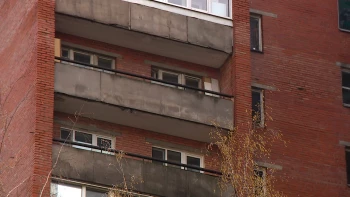 Петербурженка убила сожителя ножницами и месяц держала тело на балконе