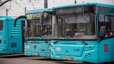 В 2024 году парк общественного транспорта Петербурга пополнят сотни единиц новой техники