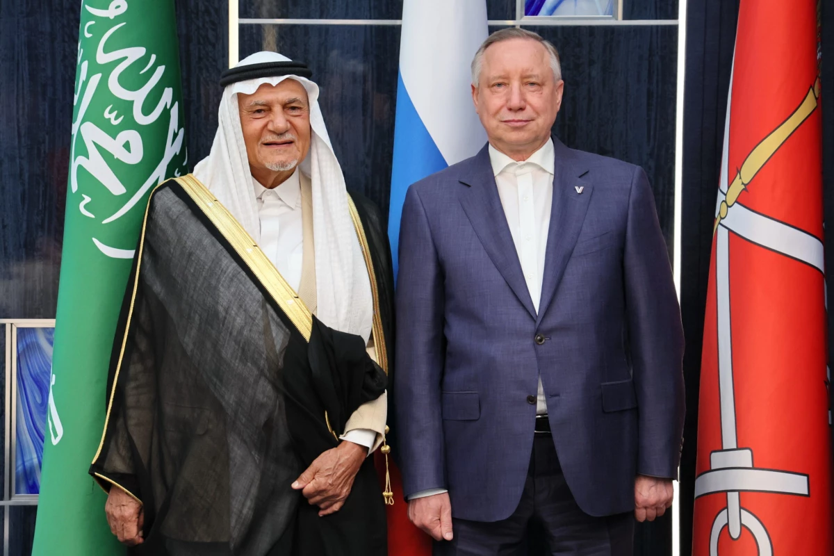 Александр Беглов высказался об открытии информационно-делового центра Петербурга в Эр-Рияд - tvspb.ru