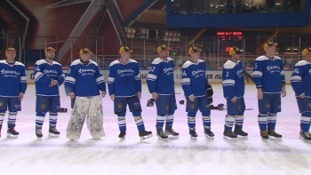 Борис Пиотровский оценил чемпионат Офицерской Хоккейной Лиги, матч которого проходит в Петербурге