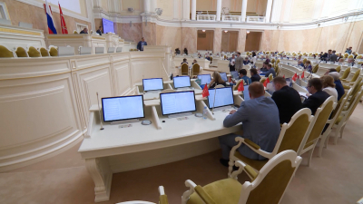 Выборы губернатора Санкт-Петербурга назначены на 8 сентября