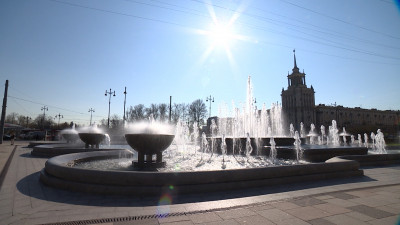 Более 760 млн рублей выделили на обслуживание петербургских фонтанов и туалетов