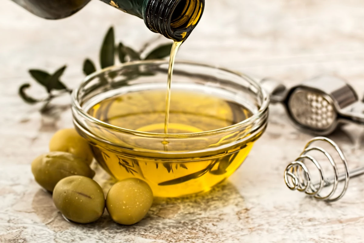 Ученые: потребление оливкового масла снижает риск летального исхода деменции - tvspb.ru