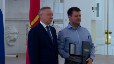 Петербургским учёным вручили премии правительства города
