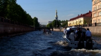 В преддверии ПМЭФ Петербург проинспектировали с воды