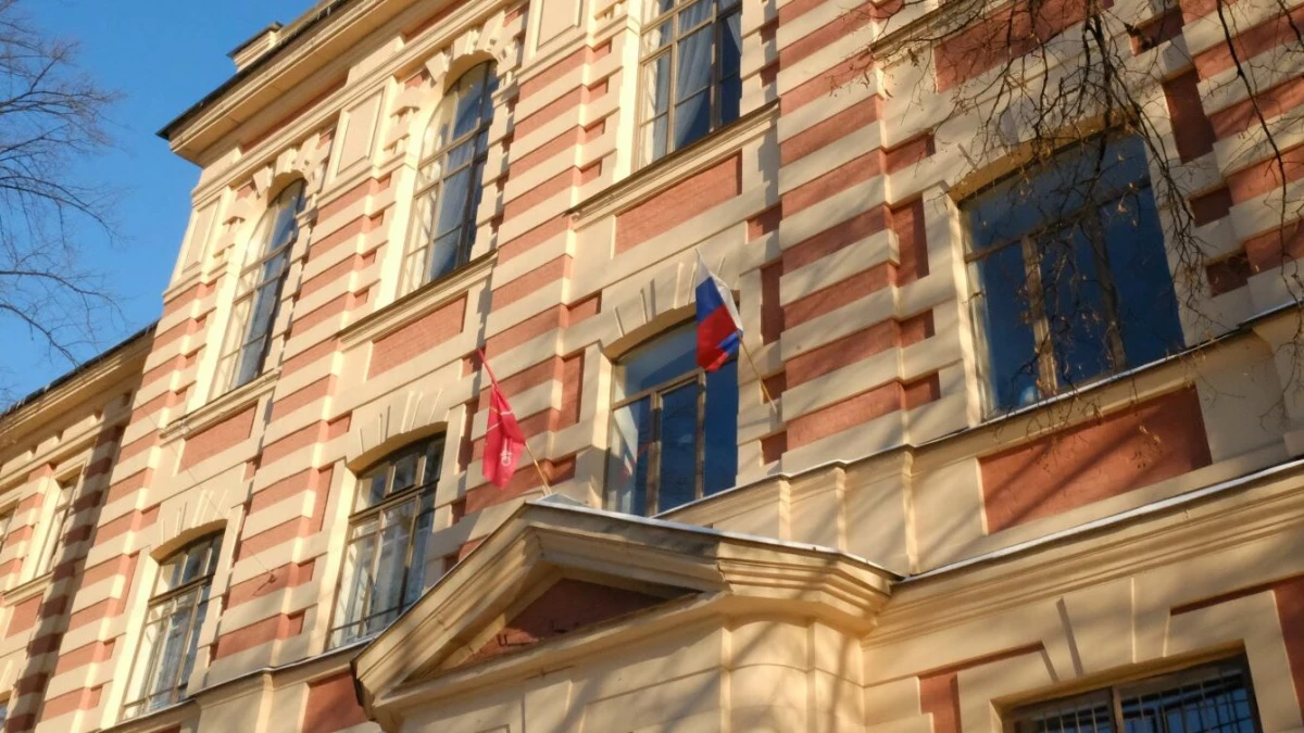 Петербургская гимназия № 155 будет сотрудничать со школой тунисского города Сус - tvspb.ru