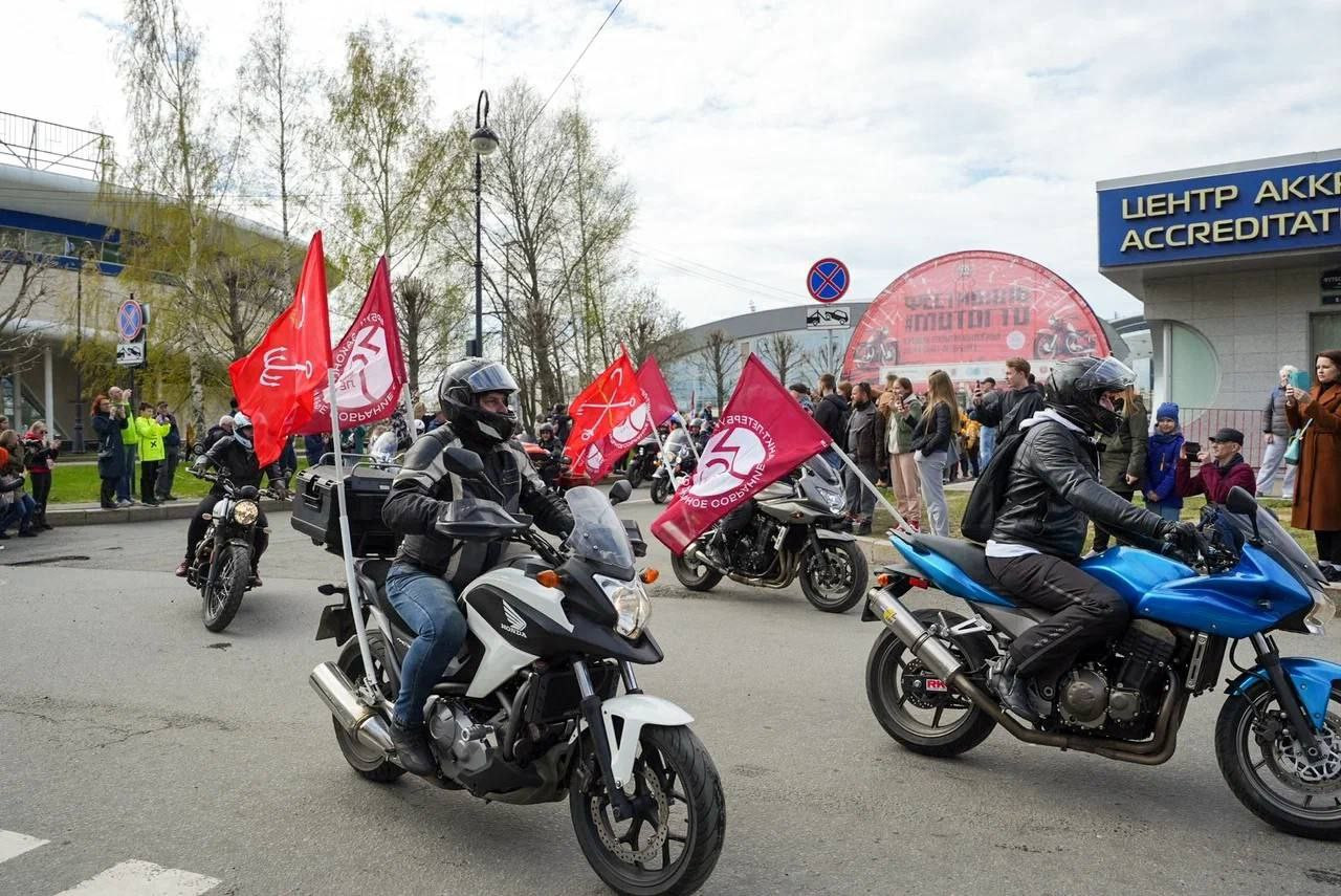 Депутаты и сотрудники Законодательного собрания Санкт-Петербурга впервые  приняли участие в мотопробеге