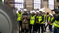 Студентам и школьникам провели экскурсию по Ленинградскому металлическому заводу