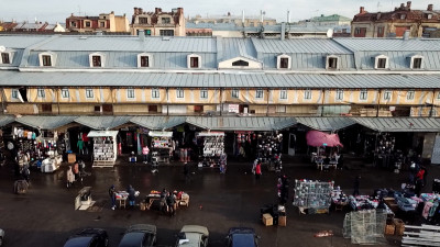 Апраксин двор станет торговым центром, на Тореза построят ледовую арену