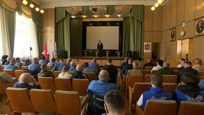 Александр Беглов поздравил участников СВО с наступающим Днем Победы в Госпитале для ветеранов войн