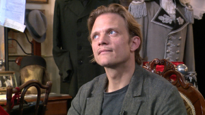 Исследование своих корней, книги Хармса и фильмы Михайлова — актёр Евгений Ткачук о своих ориентирах в литературе и кино