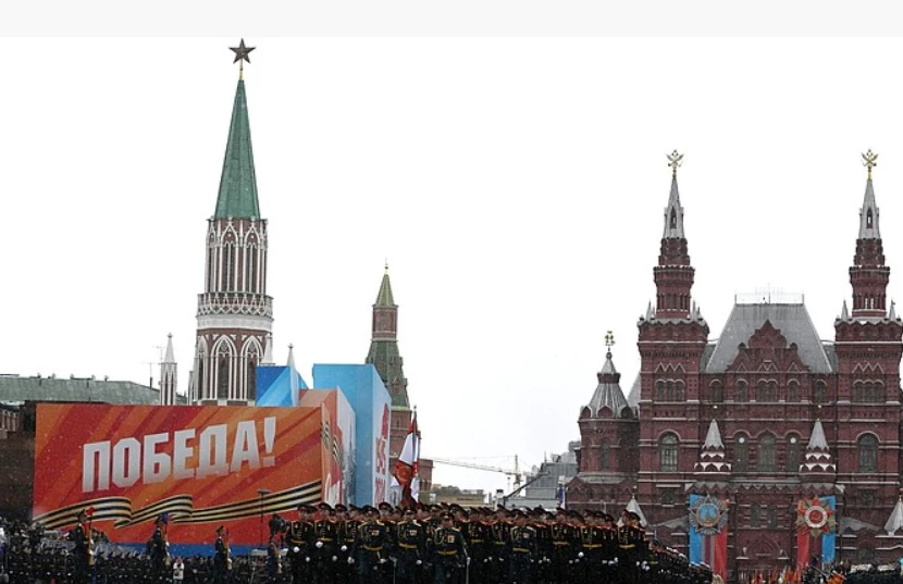 Владимир Путин лично встречал лидеров иностранных государств перед парадом - tvspb.ru