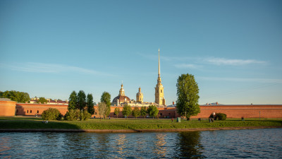 В Петербурге воздух прогреется до +18 градусов в пятницу