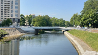 Открылось движение по новому мосту через Черную речку