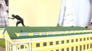 Александровский дворец на ощупь. Музей-заповедник «Царское Село» представил специальный экспонат