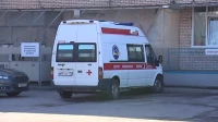 «Упал на нож»: петербурженка объяснила врачам, почему ее муж истекает кровью
