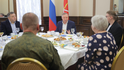 Александр Беглов встретился с участниками специальной военной операции