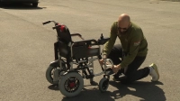 В Военный клинический госпиталь передали 10 кресел-колясок для бойцов СВО